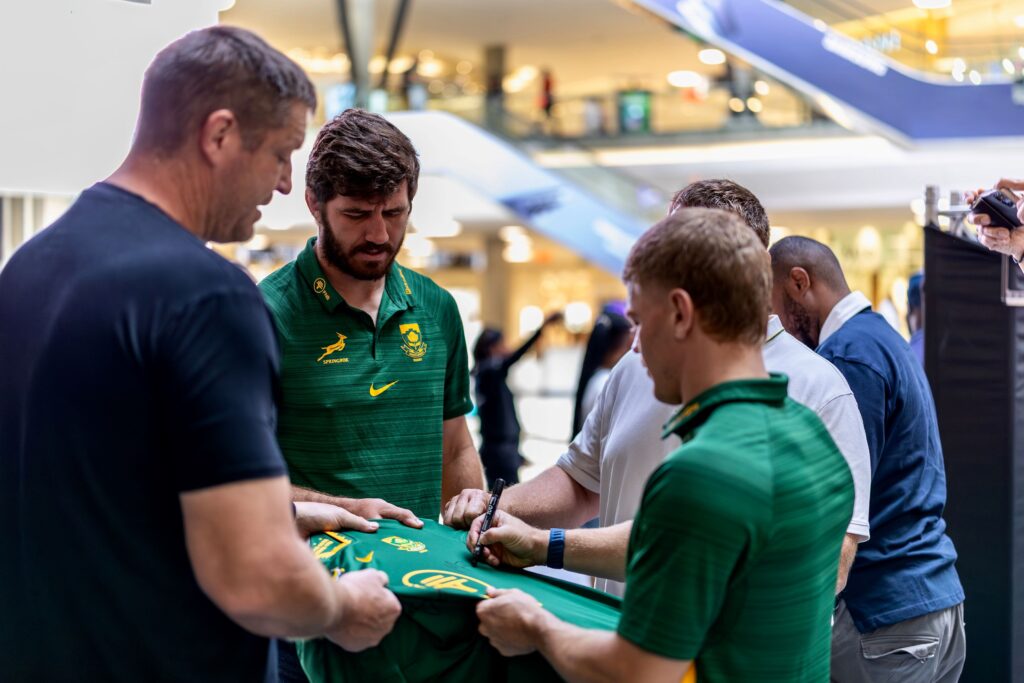 Step Into the Future at the Galaxy S26 Hangouts Cube at Canal Walk