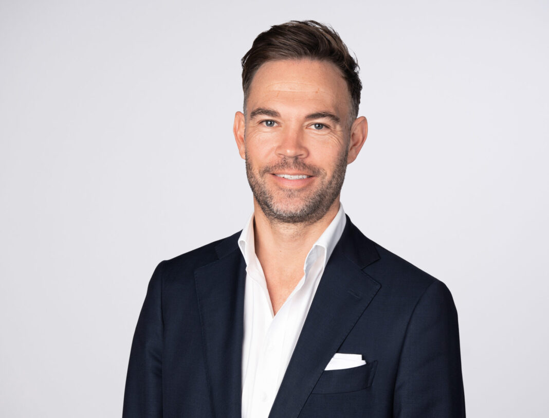 CEOs Convert Disruption Into Competitive Advantage, Oliver Wyman Forum and New York Stock Exchange Survey Finds