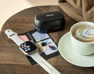 From hearing aids to smart wearables: the digital evolution of hearing devices